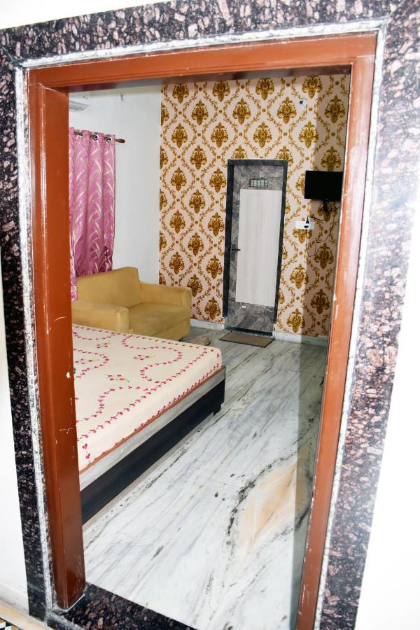 Homestay Ramaya's *